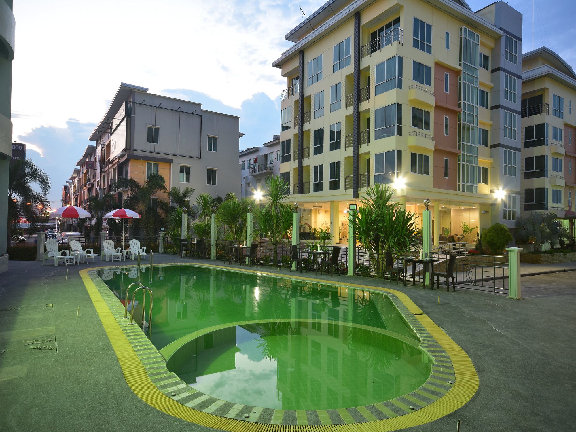 Siam Golden Place Suvarnabhumi By Cubic