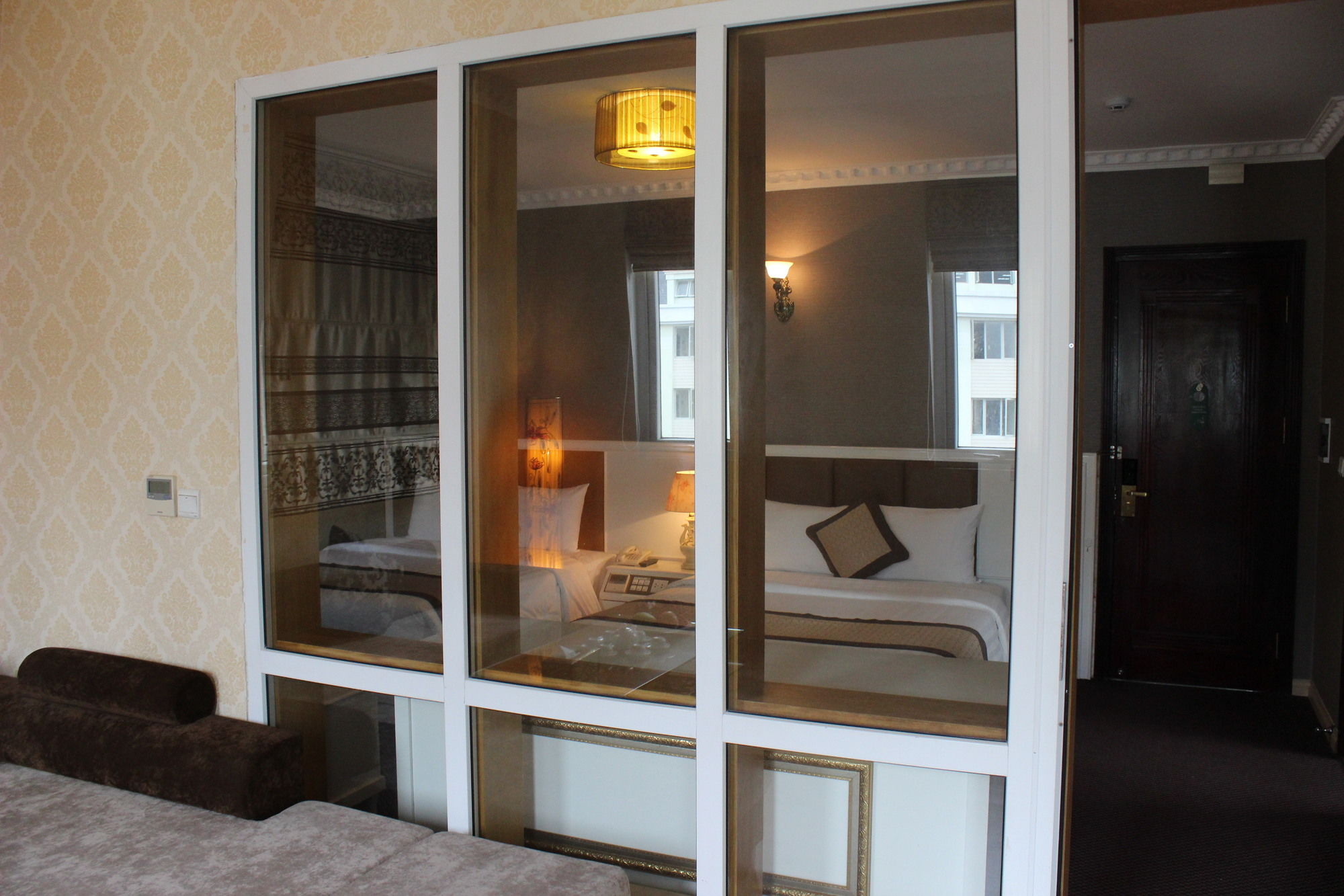 Nesta Hanoi Hotel - To Hien