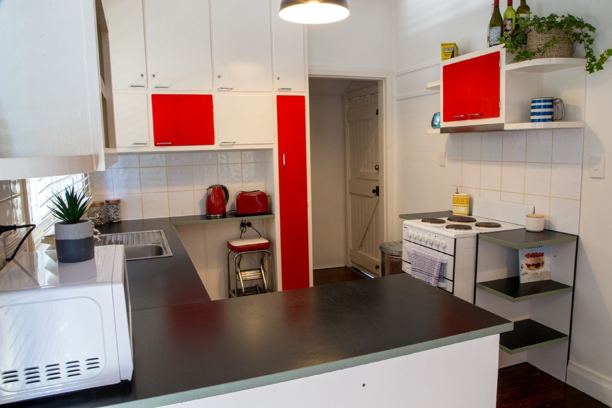 Frankies Beach House