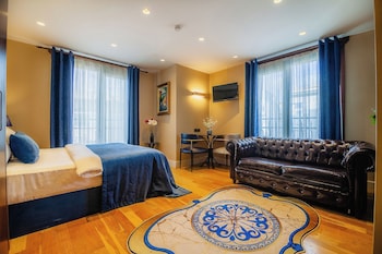 Lord Morgan Exclusive Design And Cihangir