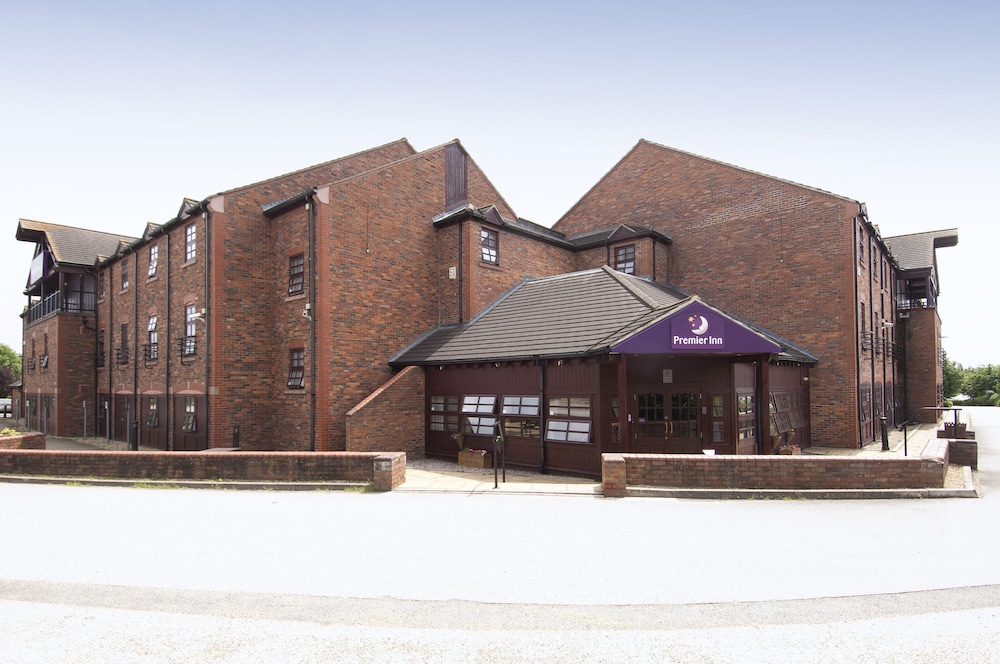 Premier Inn Milton Keynes Sw - Furzton Lake