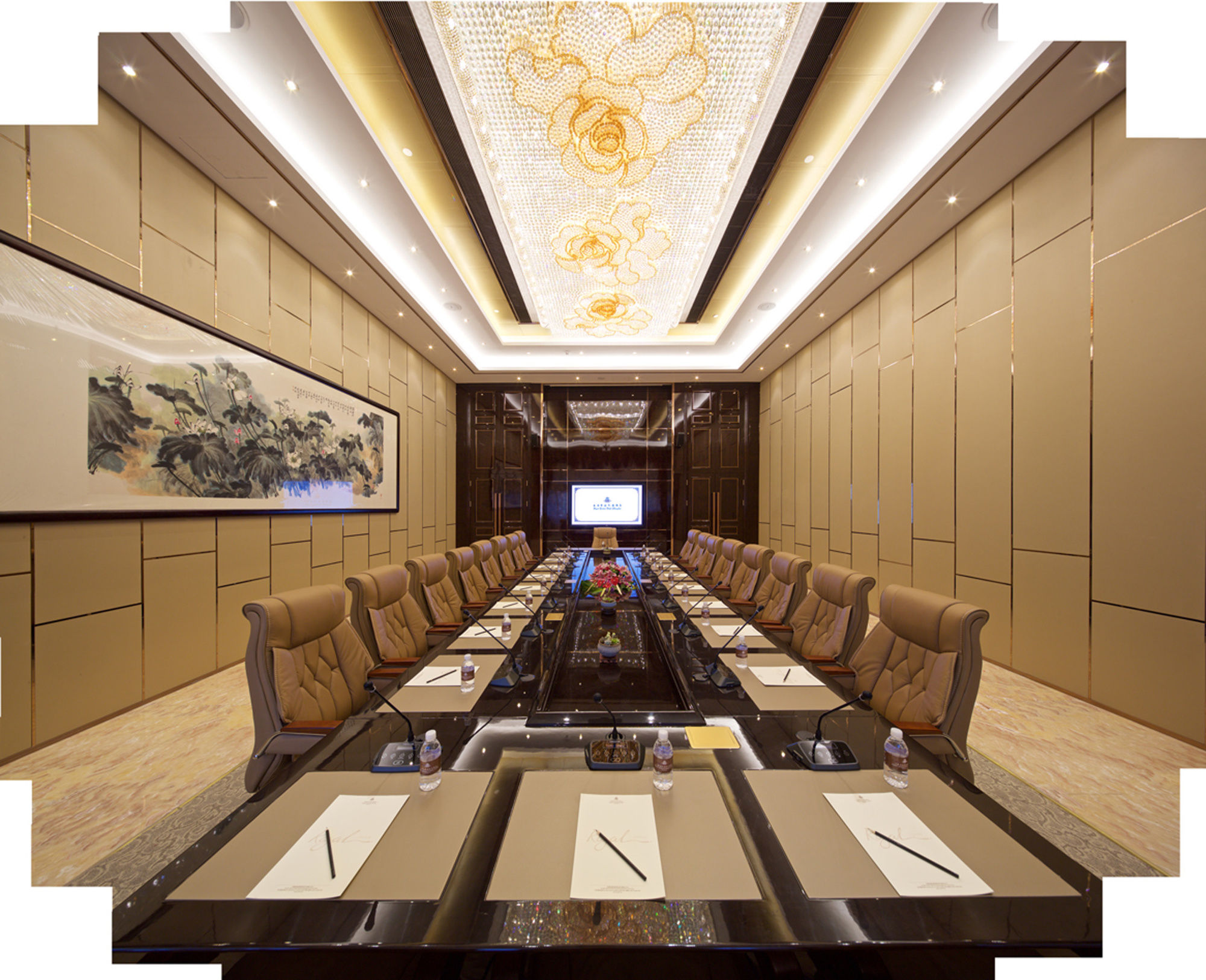 Royal Garden Hotel Shanghai