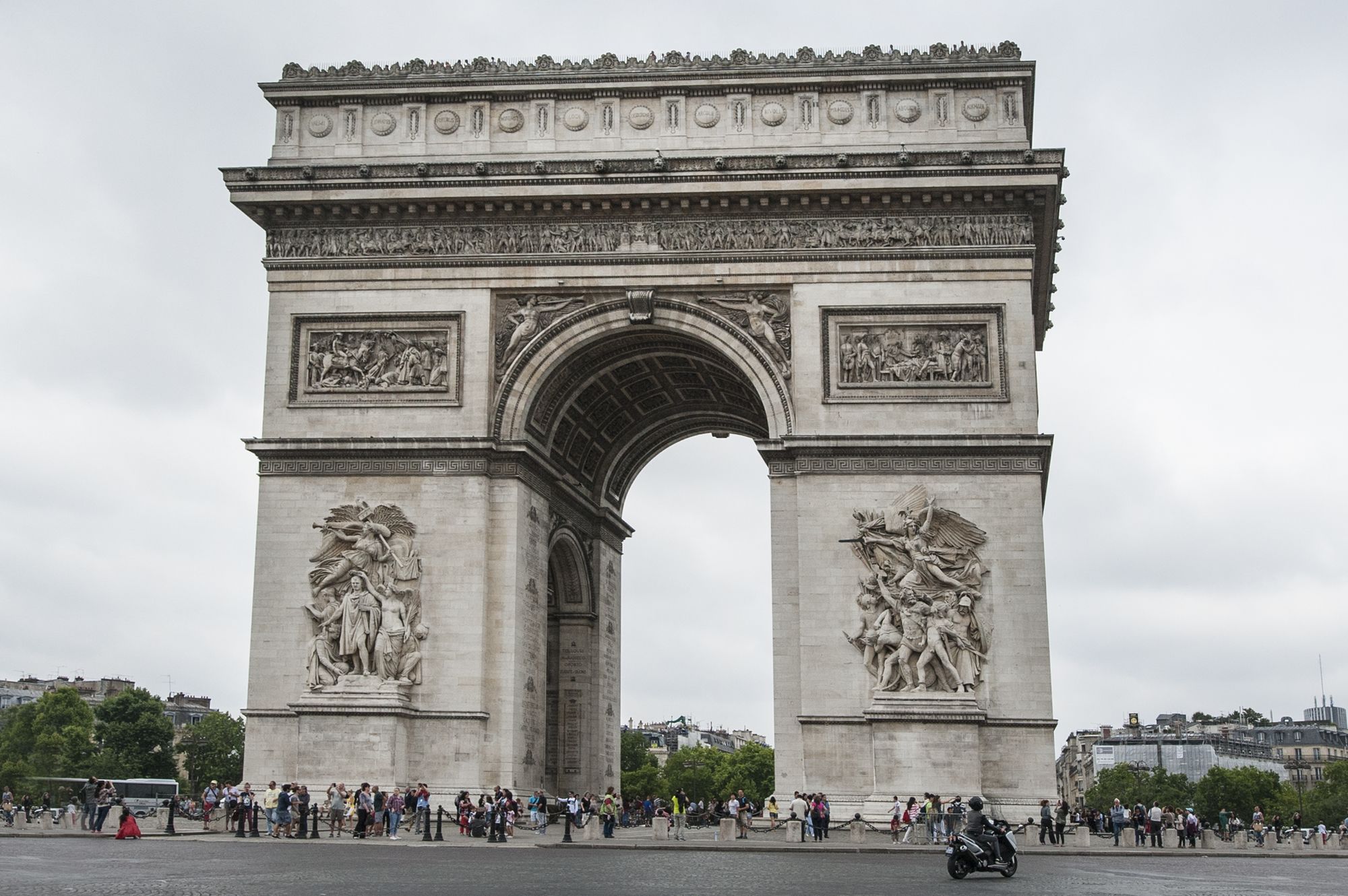 Champs Elysees Lincoln Appartements