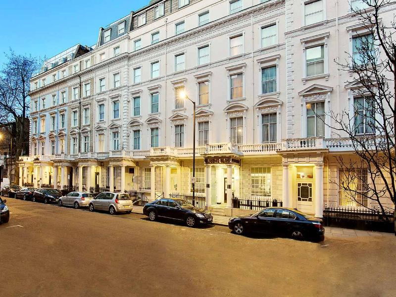 The Queen's Park Hotel