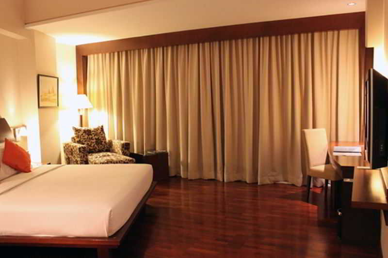 Luxton Bandung