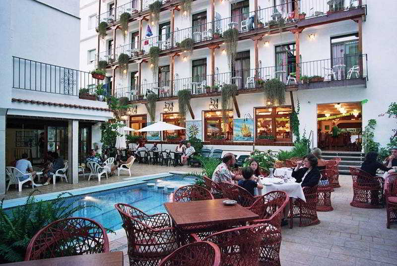 Hotel Y Apartamentos Neptuno Calella