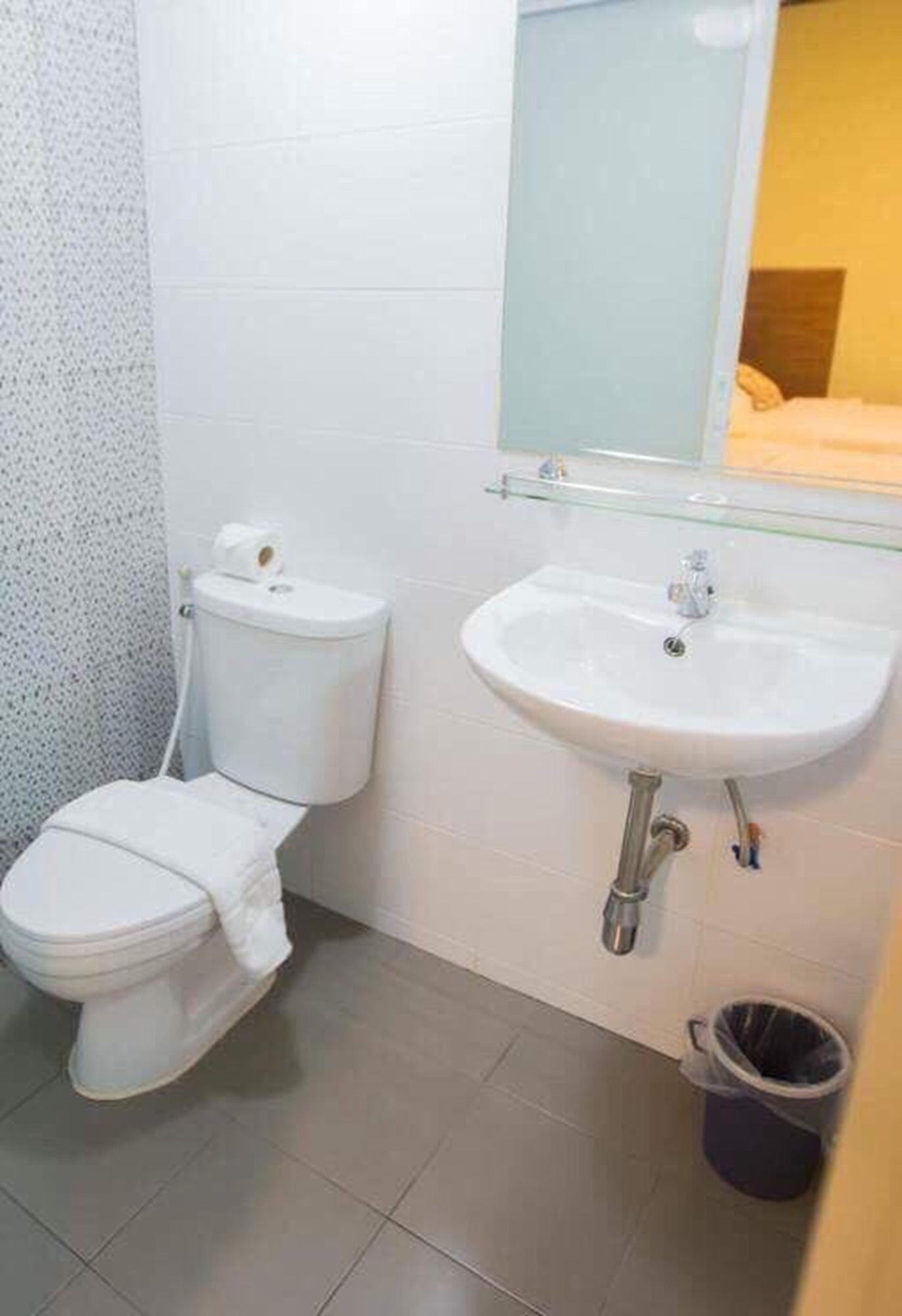 iRoom Boutique House