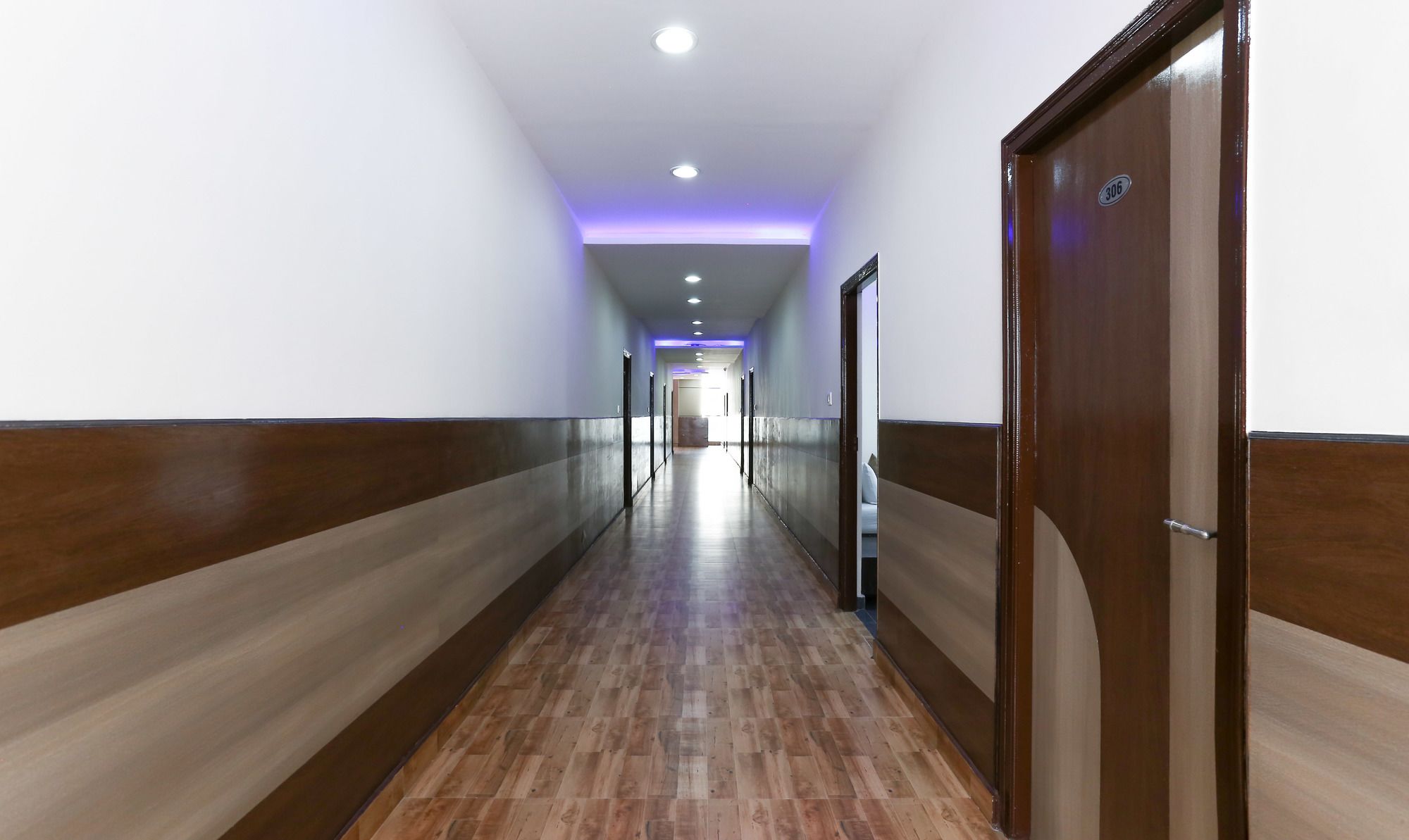 OYO Flagship 15444 Manasa Residency