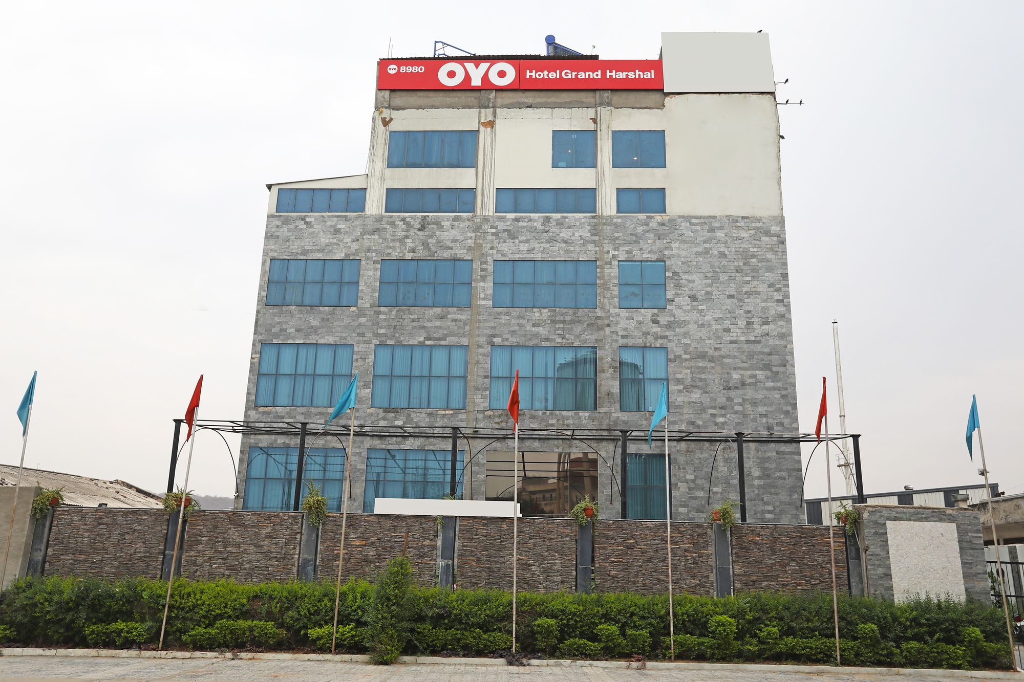 Hotel Grand Harshal