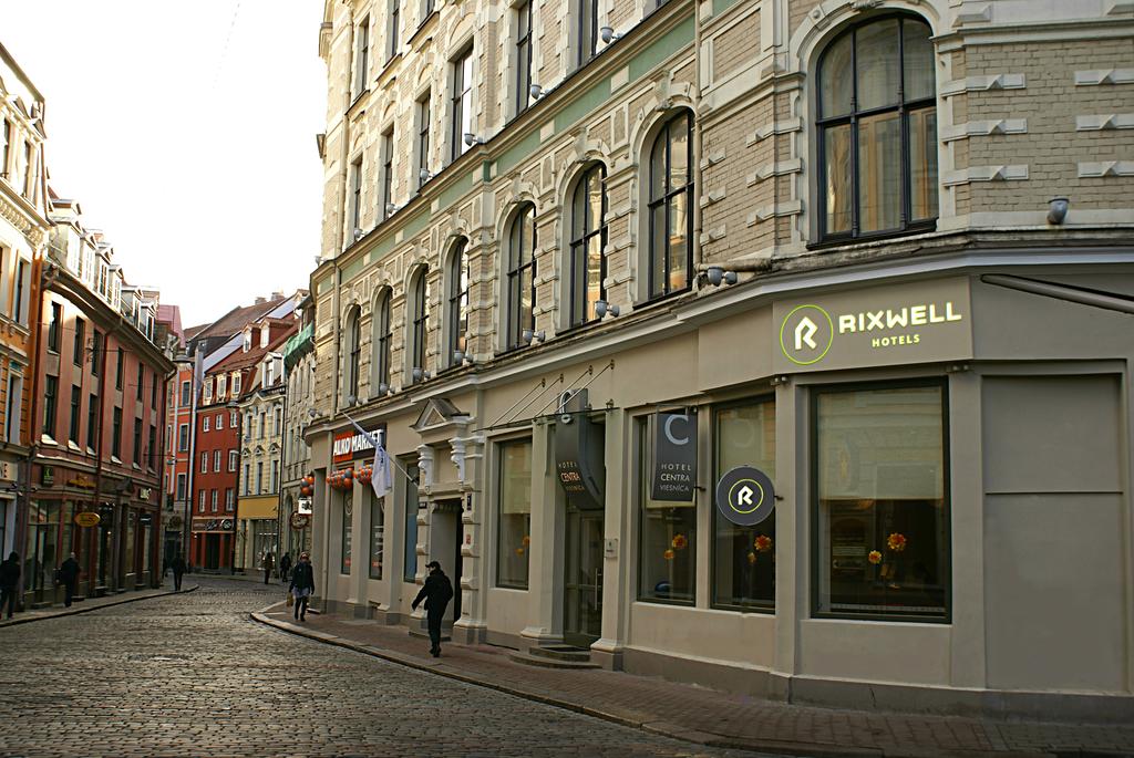 Rixwell Centra Hotel