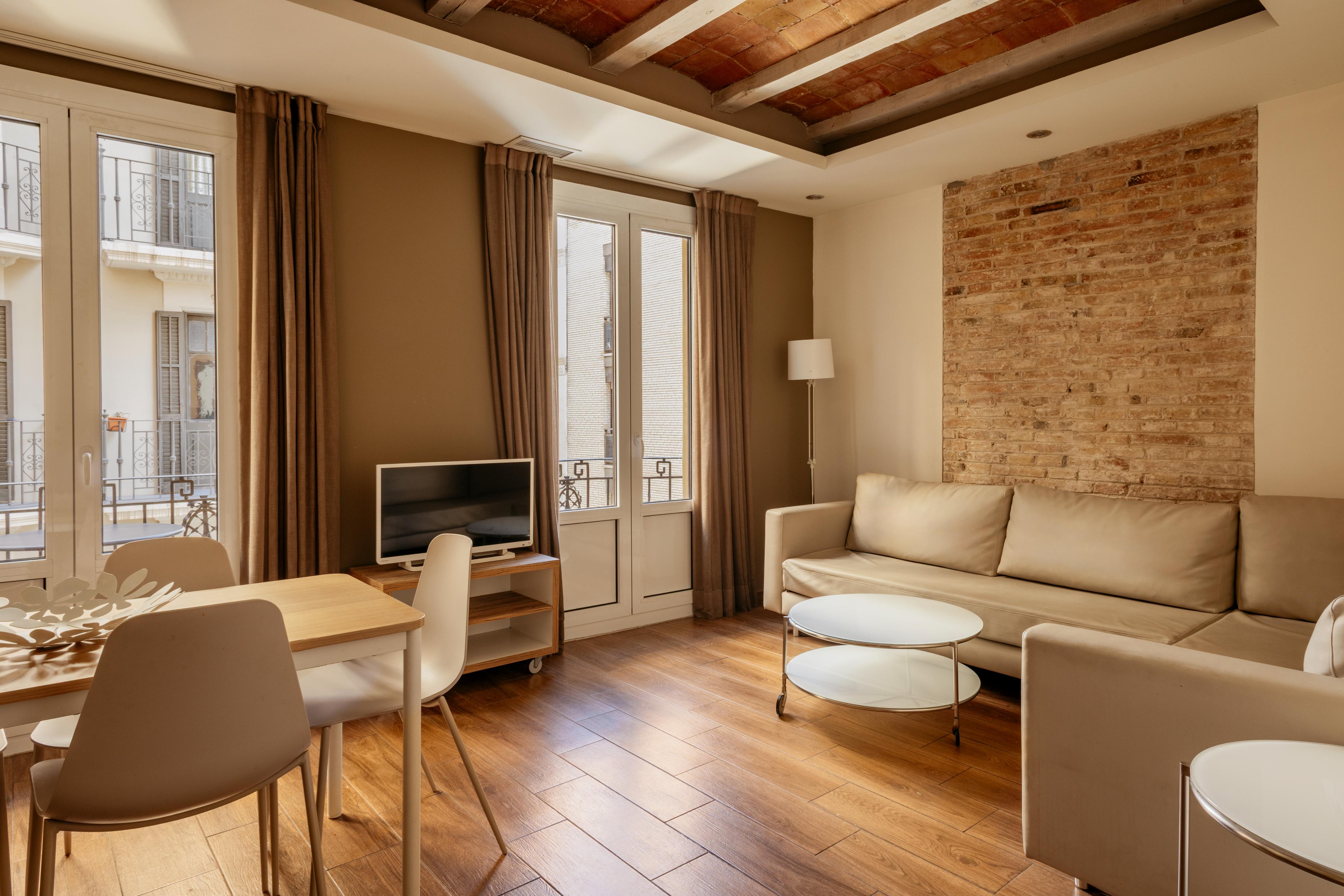 Barcelona Apartment Milà