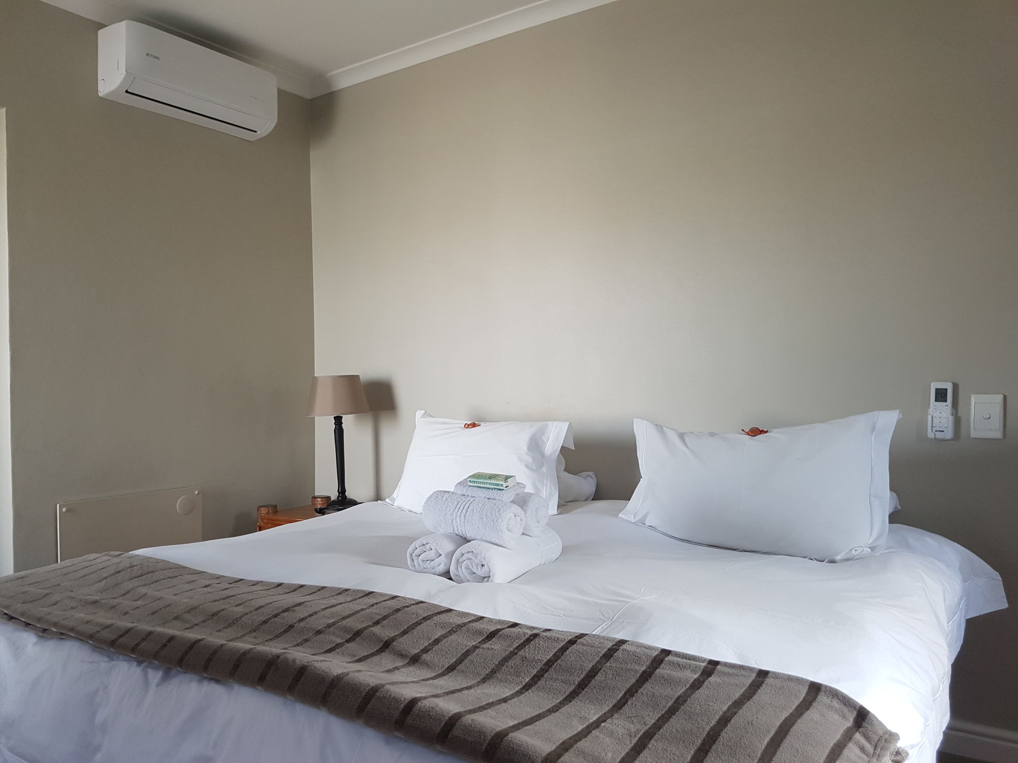 Melkbosch Guesthouse