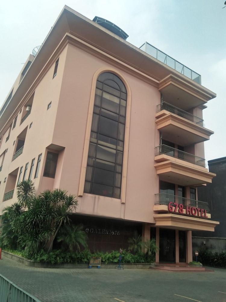 Hotel 678 Kemang
