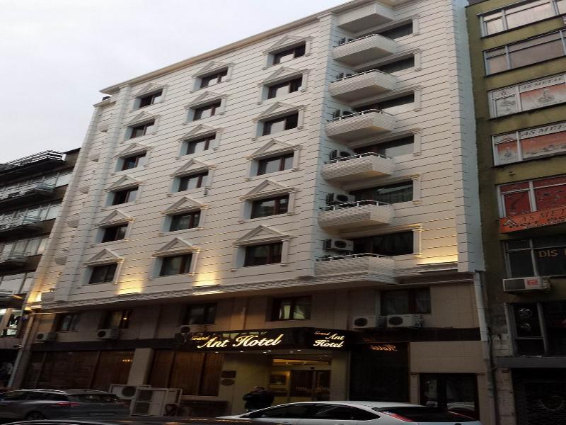 Grand Ant Hotel