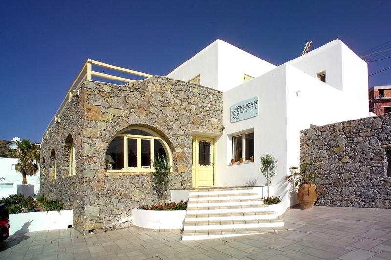 Pelican Art Hotel