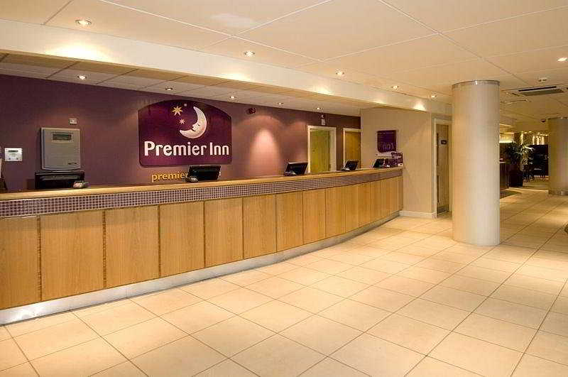 Premier Inn Manchester Airport (M56/J6) Runger Lane South