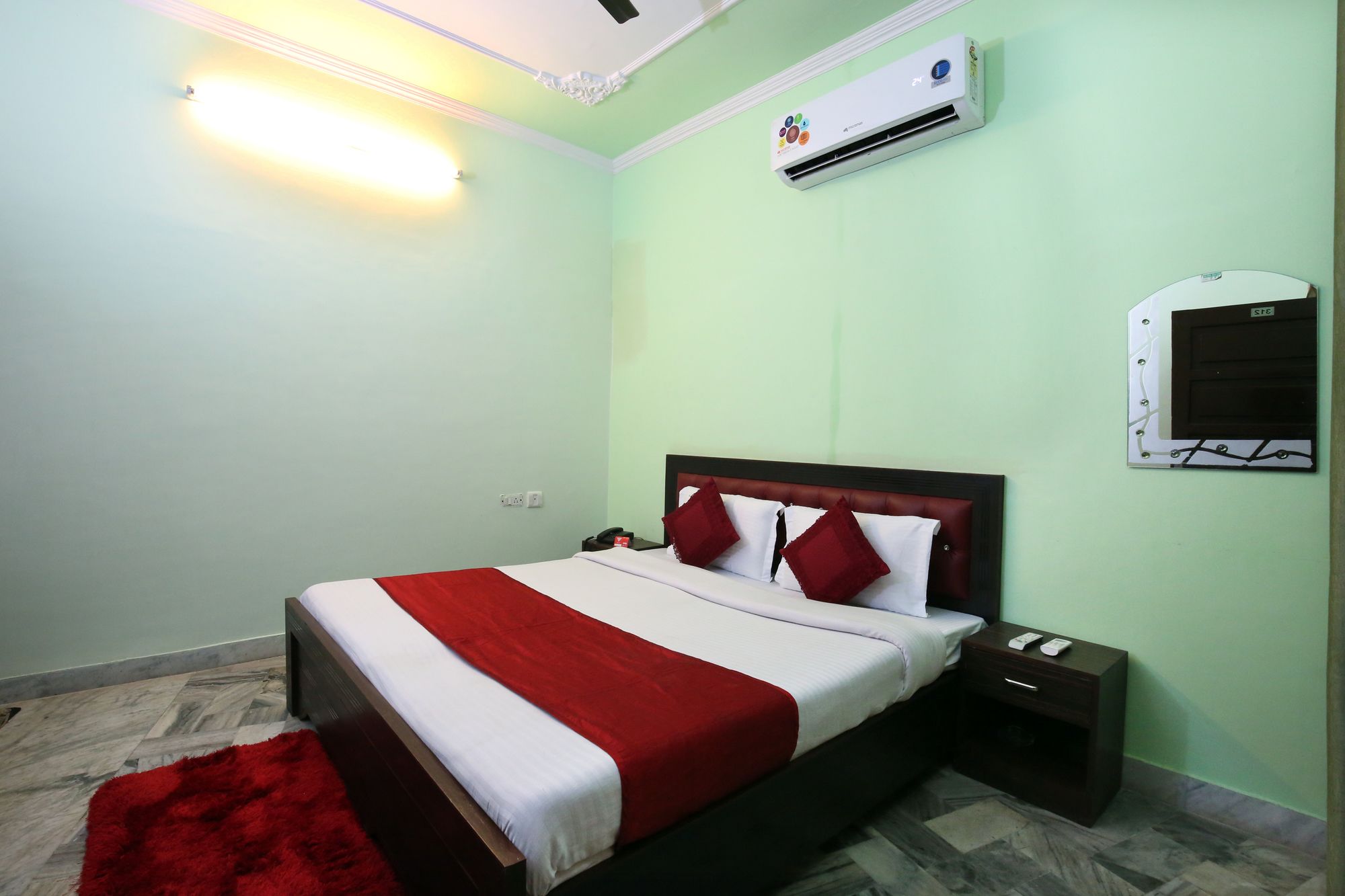 Hotel Neelkamal by OYO Rooms