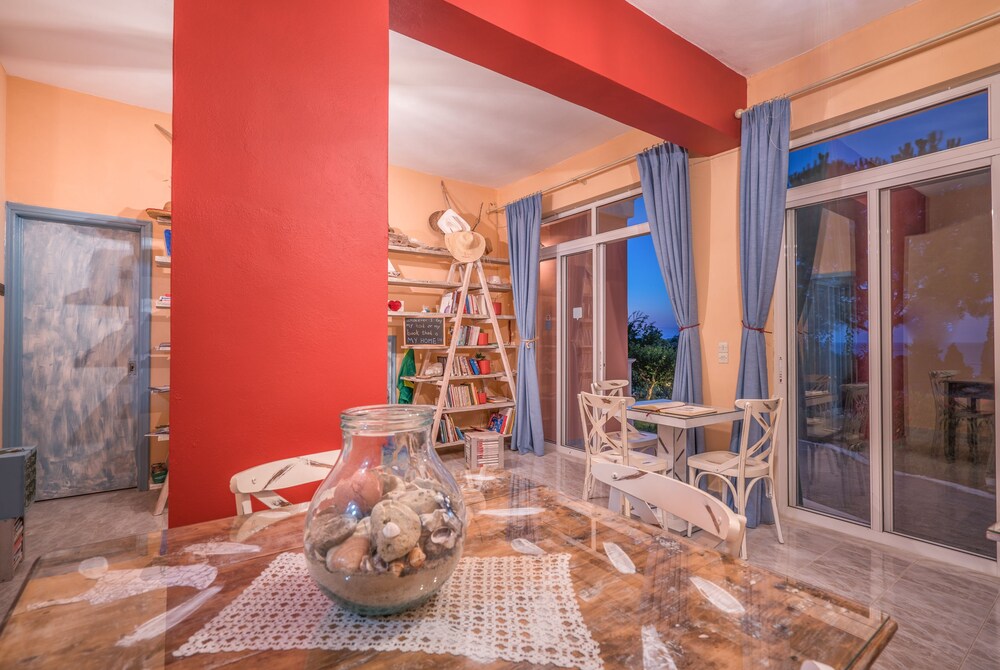 Julia Studios