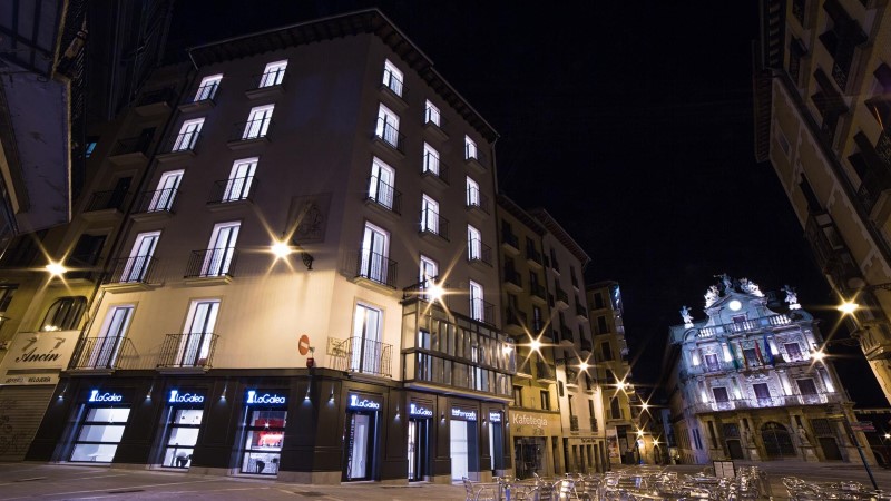 Hotel Pompaelo Urban Spa