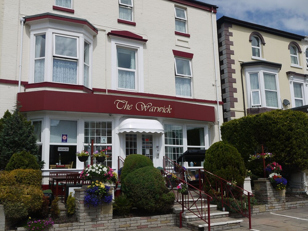 The Warwick Hotel - Guest house