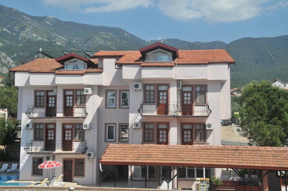 Mut Apart Hotel