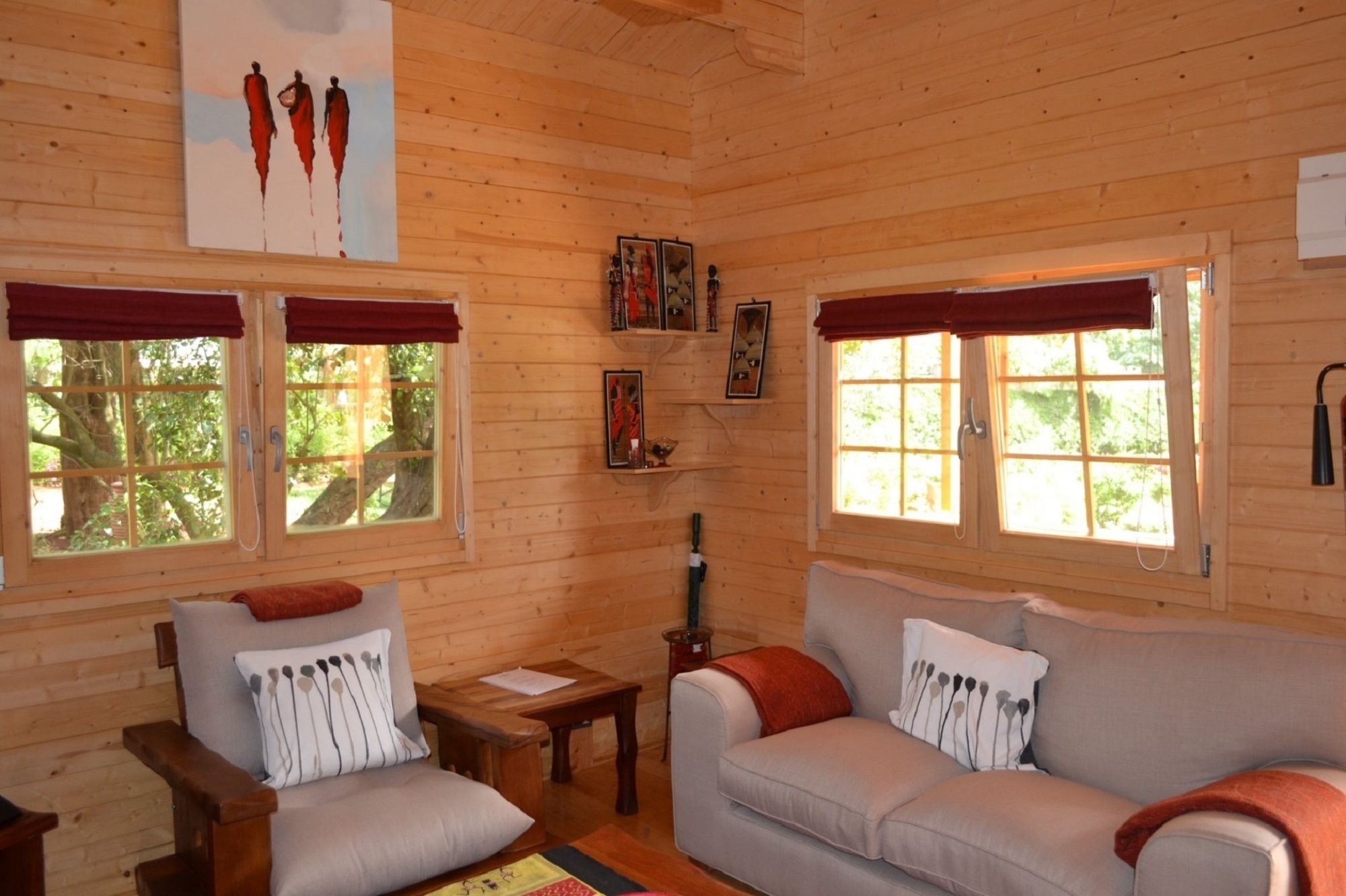 Severine Cottages And Lounge