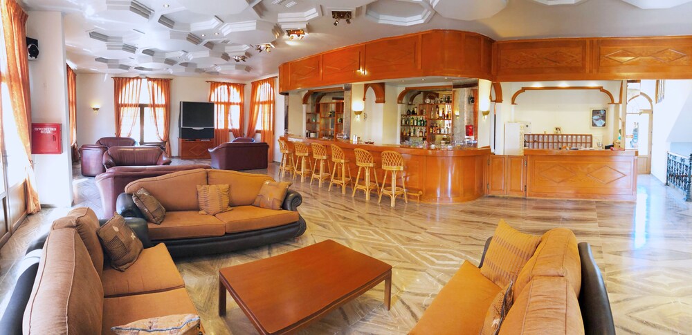 Regina Hotel