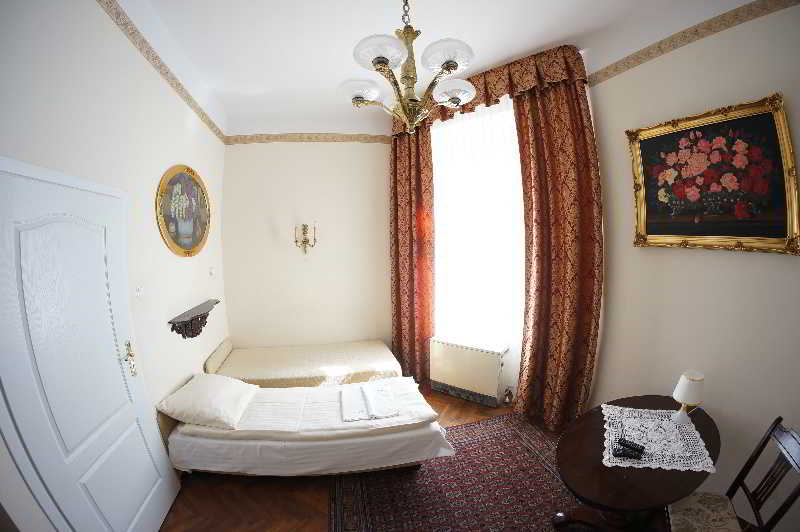Metropolitan Apartments