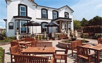 The Metro Hotel & Bar