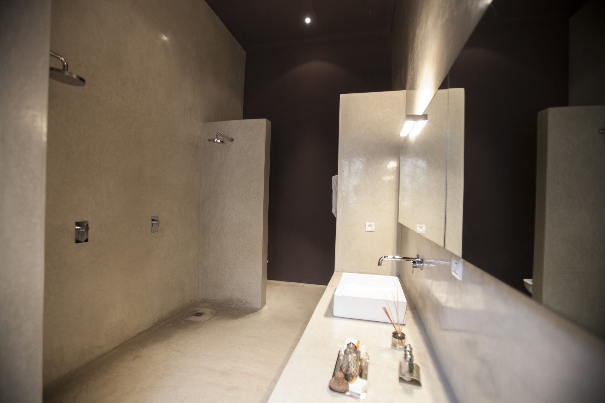 Riad K