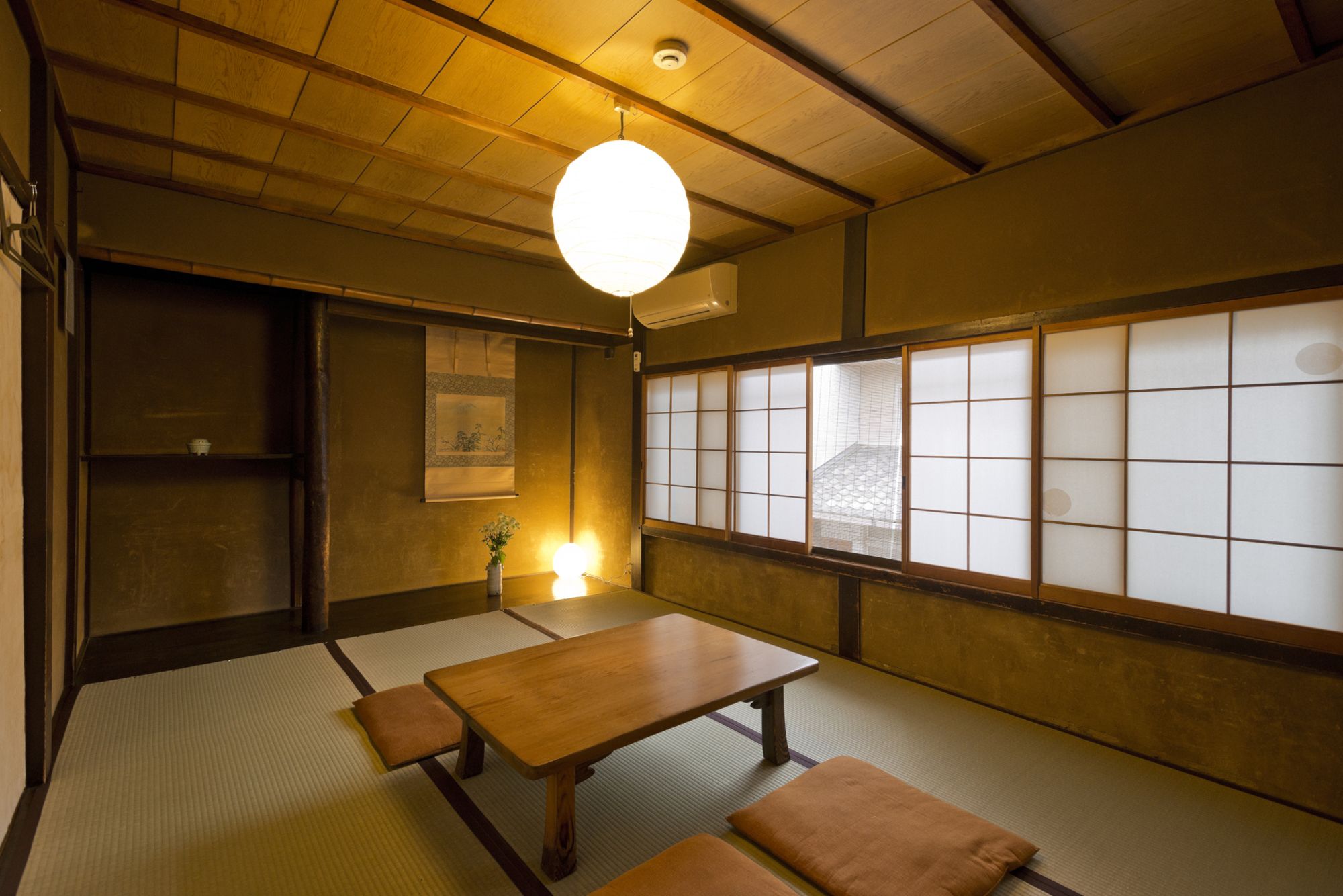 Kyoto Machiya Guesthouse Sanjojuku