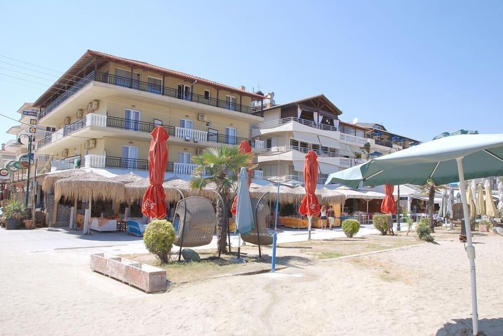 Beach Hotel El Greco