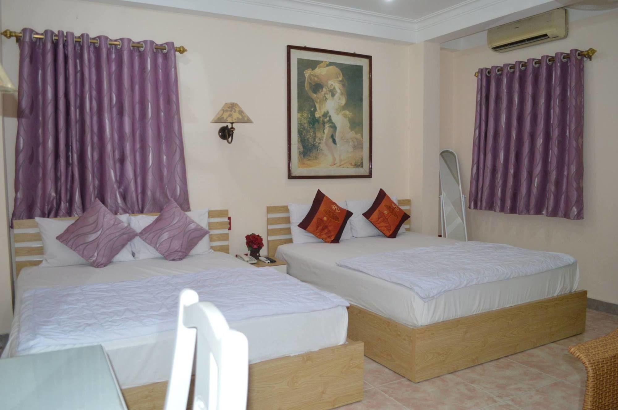 Vuon Tao Dan Hotel