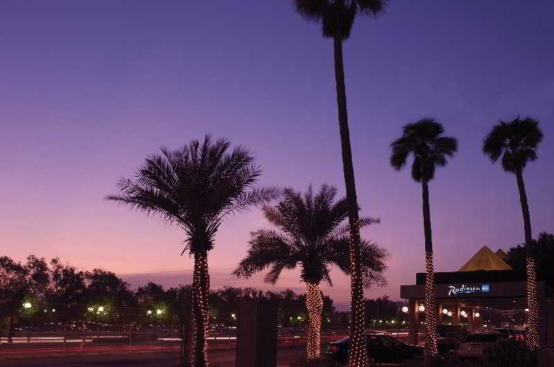 Radisson Blu Hotel Dubai Deira Creek
