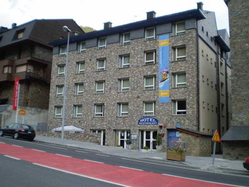 Somriu Hotel Vall Ski