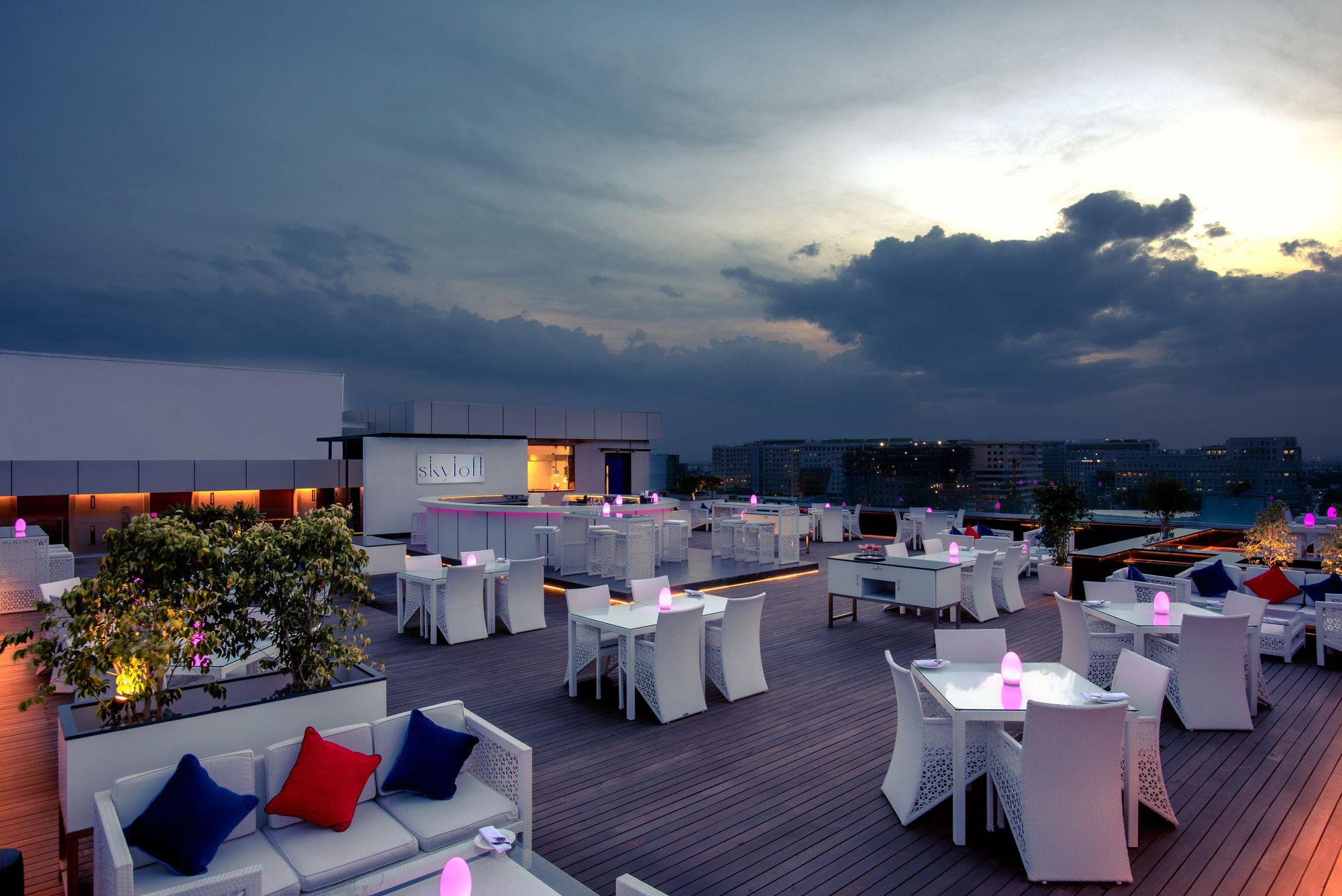 Feathers - A Radha Hotel