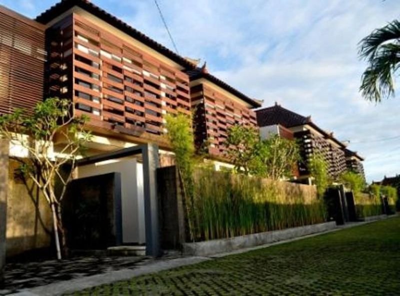 White Lotus Villas