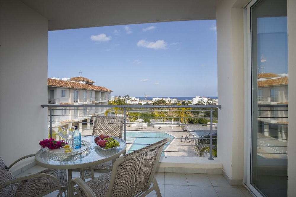 Palm Apartments