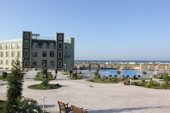 Khazar Inji