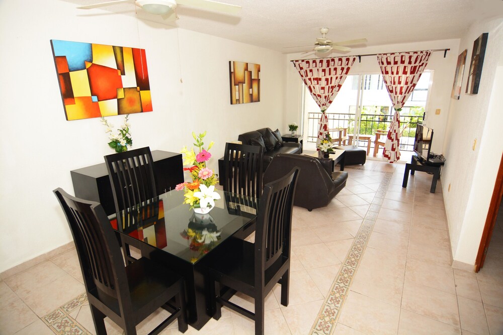 3 Br Apartment 2 Bathr Rinconada Del Sol