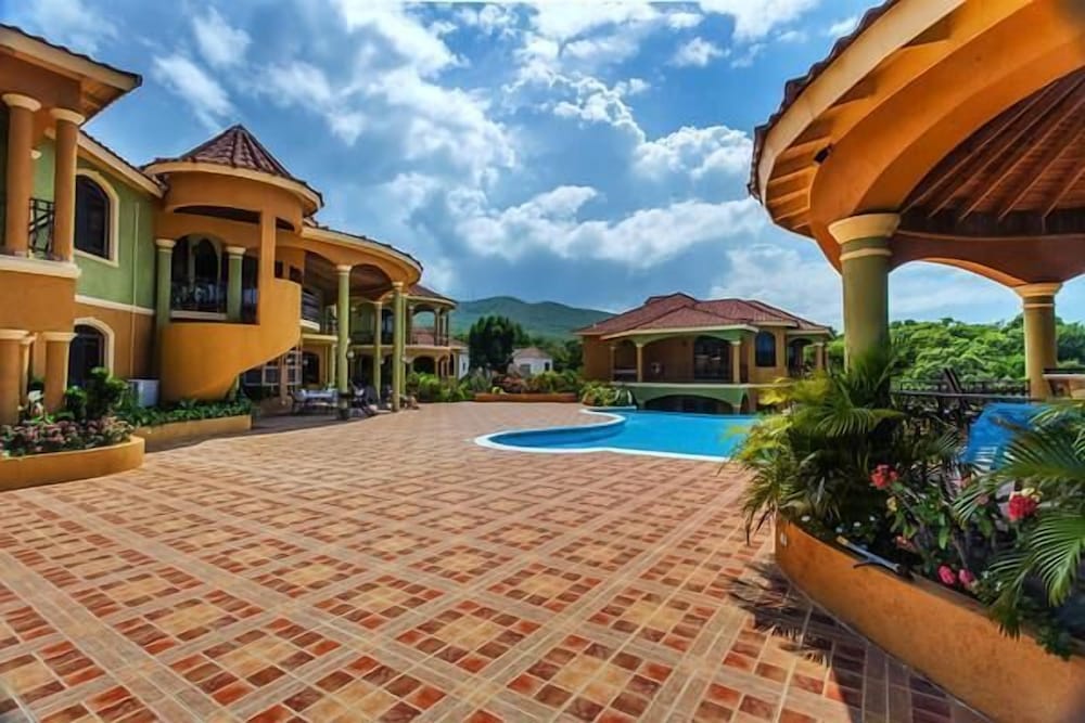 Milbrooks Resort