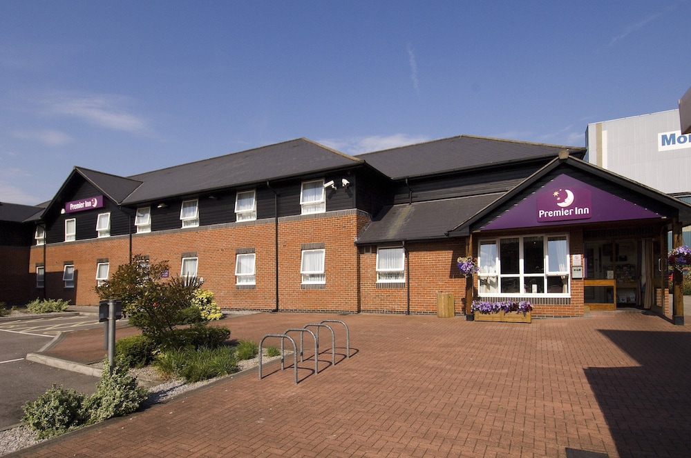 Premier Inn Swansea North