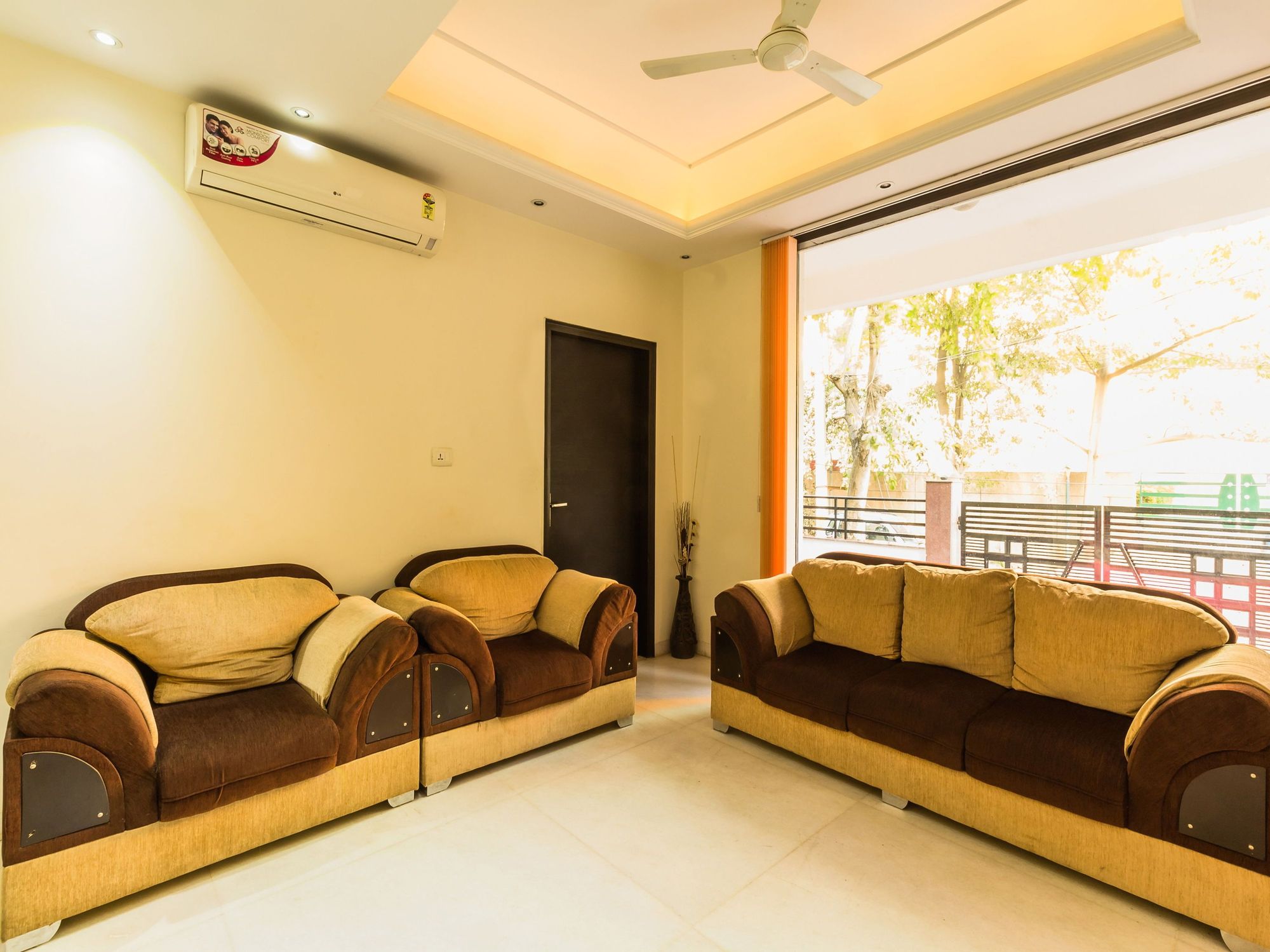 Sparklin Suites