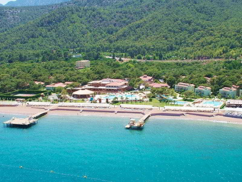 Crystal Flora Beach Resort