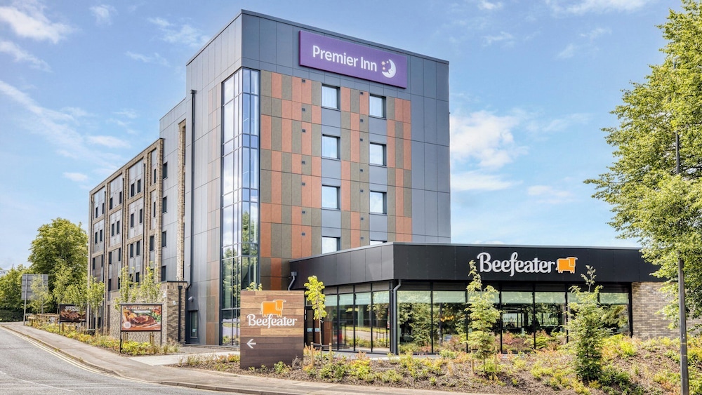 Premier Inn Bristol Parkway - M32