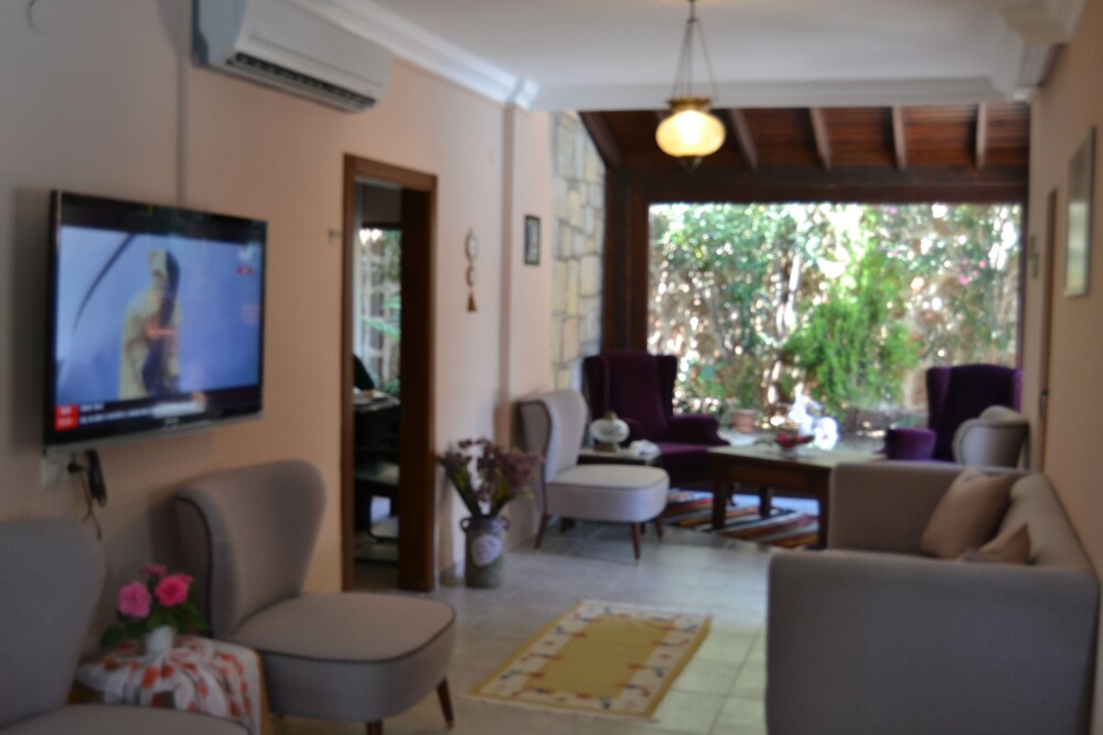 Dores Residence