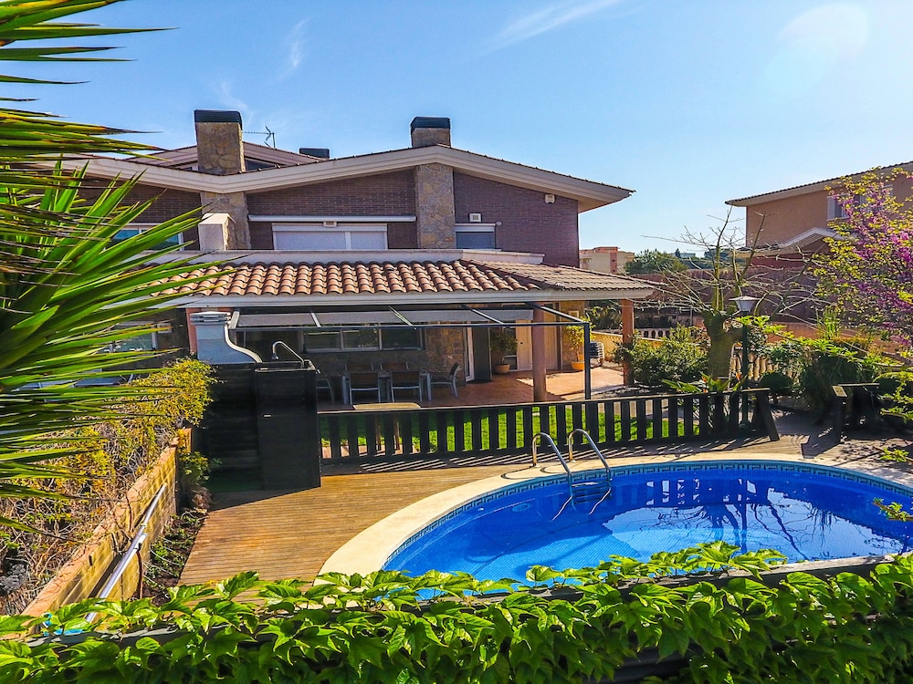 Villa Moles