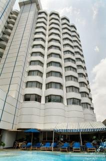 Nairobi Safari Club