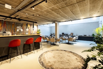 The Amberlyn Suite Hotel