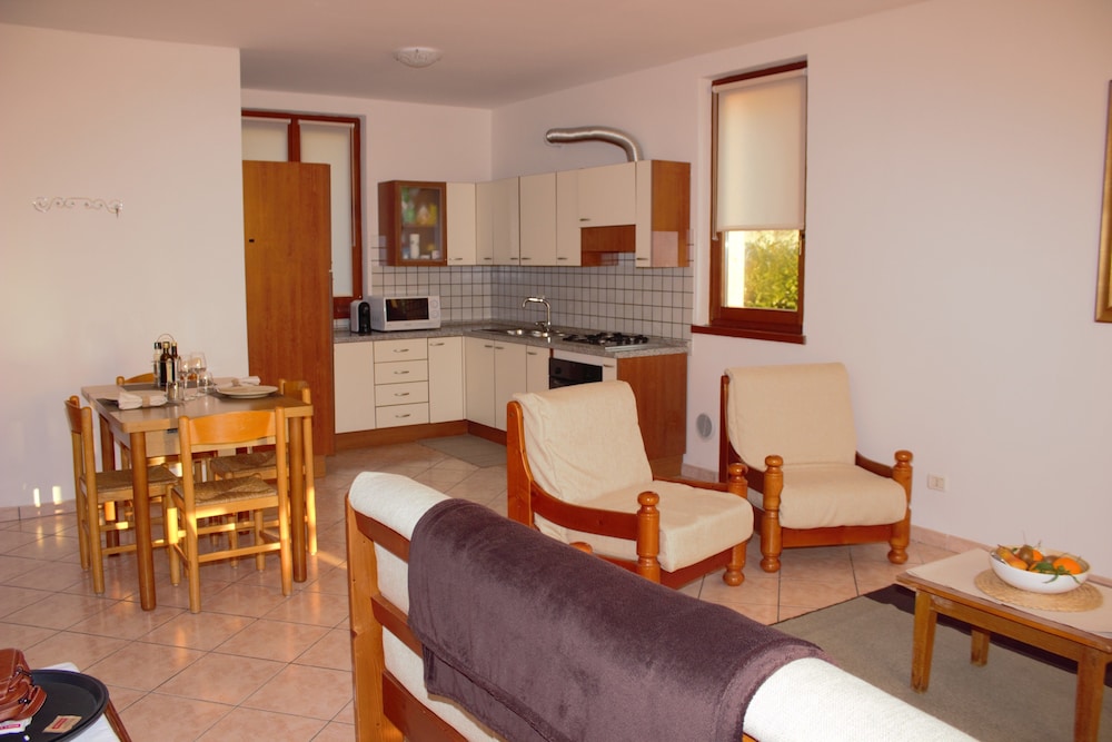 Albergo Navene